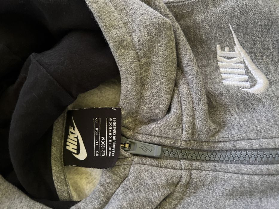 Hanorace Nike Air