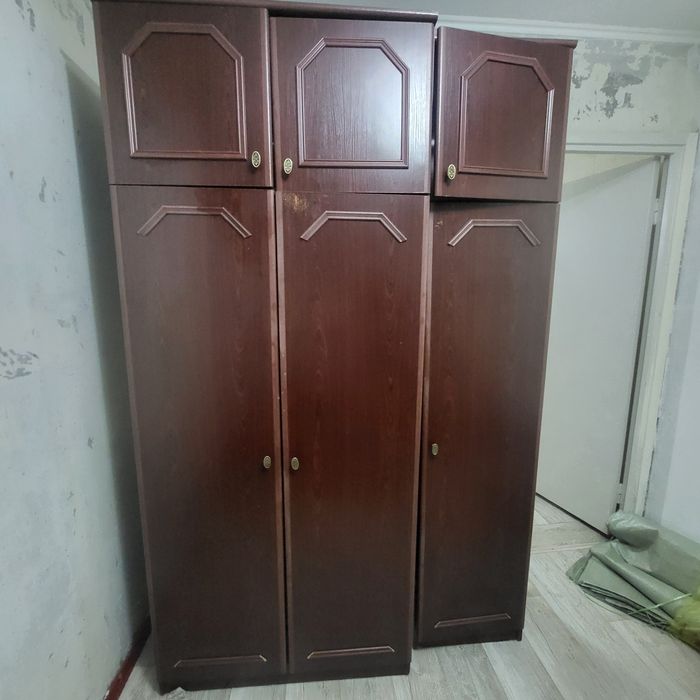 Продам шкаф/стенка  10 000 тенге
