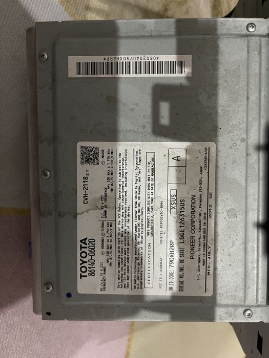 Машнитофон от Toyota Camry 2012