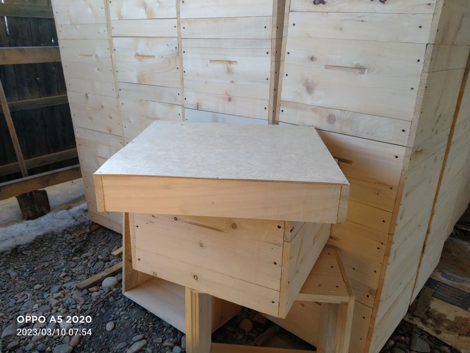 Продам улья не крашенные