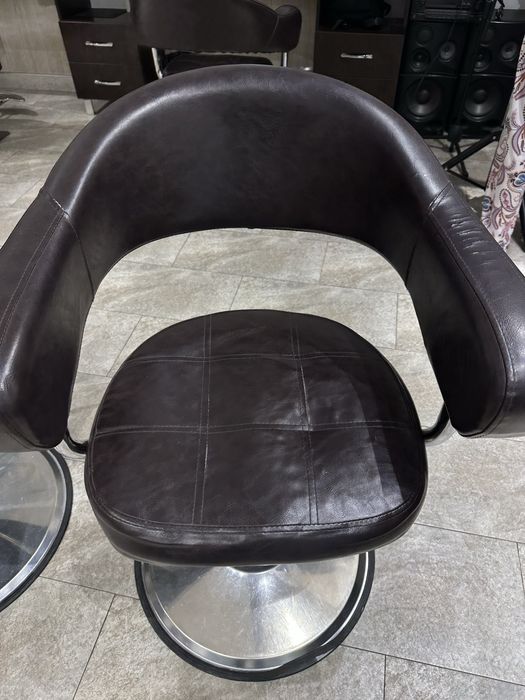 Парикмахерские кресла