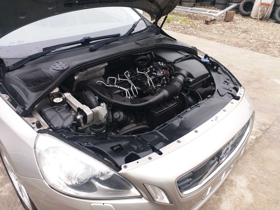 Motor Volvo S60 V60 V70 Xc70 Xc60 2.0D Euro 5 Cod Motor: D5204T3