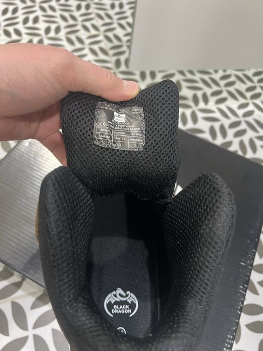 Продается Спецобувь  Black Dragon 43размера