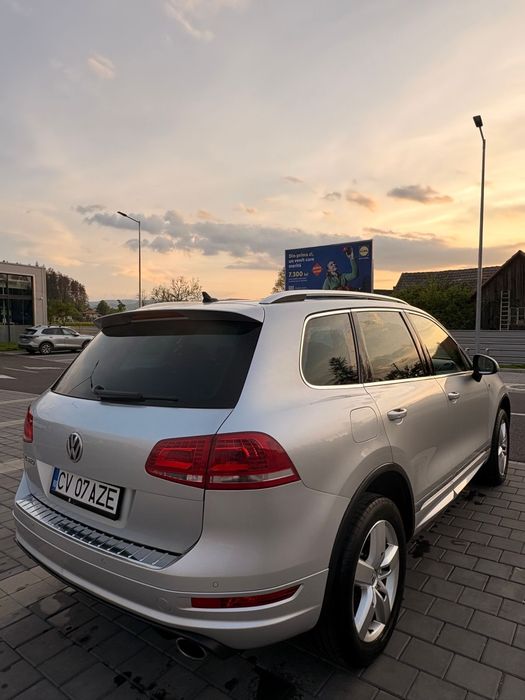 VOLKSWAGEN Touareg 2012 — imagine 4