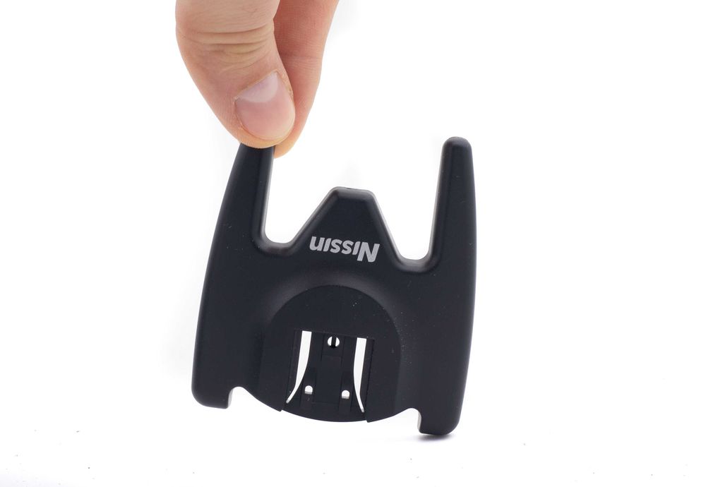 Blit Nissin Di700A patina Sony mirroless ( nou) pt A7, A9, etc