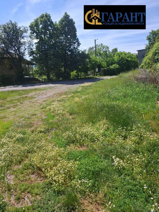 Парцел в с. Николаево, община Радомир
