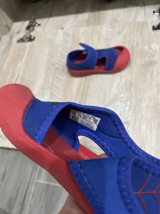 Продам сандали