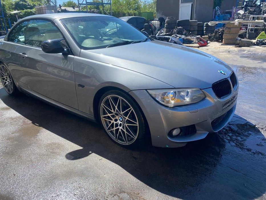 dezmembrez bmw e93 330d facelift cod motor n57d30