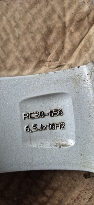 4 jante aliaj ca noi R16;6,5J×16H2,ET.40