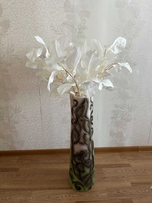 Оригинальный интерьерный вазон в подарок. Высота 70 см