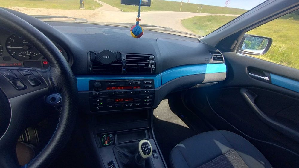 Vând   BMW  e46 ,an 2002