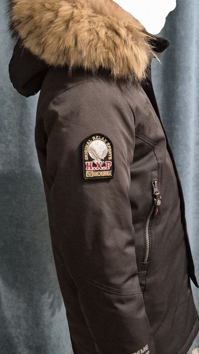 Продается зимняя  куртка на мальчика