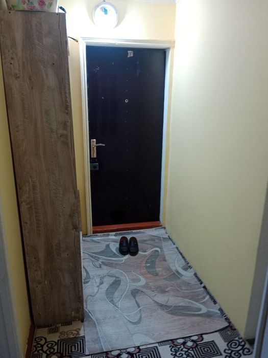 Срочно 3 хонали квартира ижарага бирилади