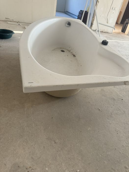 Продаеться.ванна.джакузи.