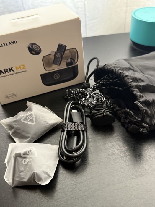 Hollyland lark m2 петлички микрофон