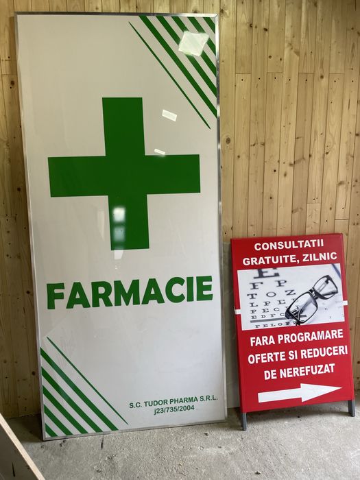 Banner, mash , autocolant, casete luminoase, steaguri