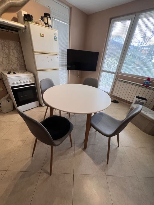 JYSK Маса+ 4 стола