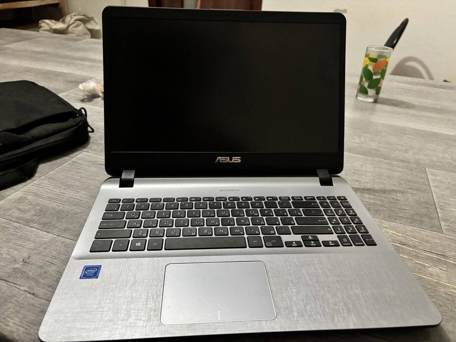ASUS VivoBook 15 X507MA