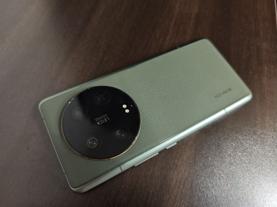 Xiaomi 13 ultra green 512 GB 16+3 ram Snapdragon 8