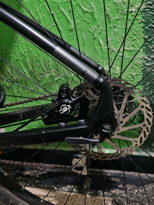 Bicicletă CUBE cadru29