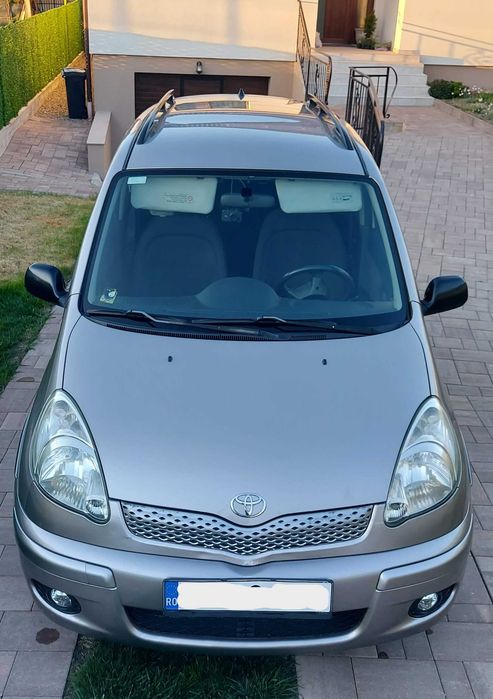 TOYOTA Yaris Verso 2004 — imagine 5