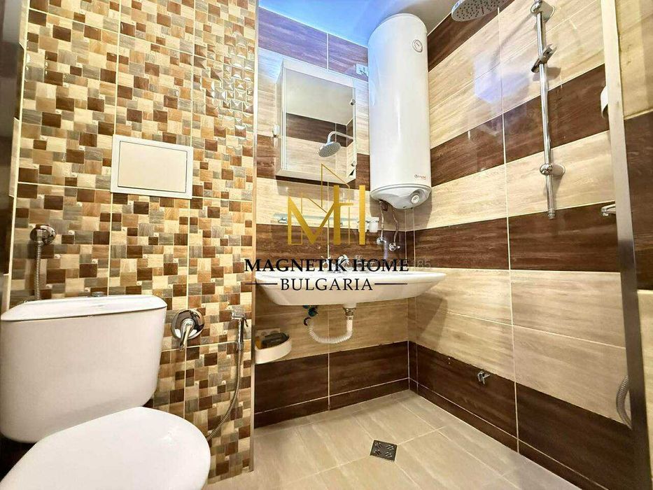 Магнетичен тристаен апартамент след основен ремонт до у-ще ”Петко Росен” в Зона А, ж.к. Меден Рудник