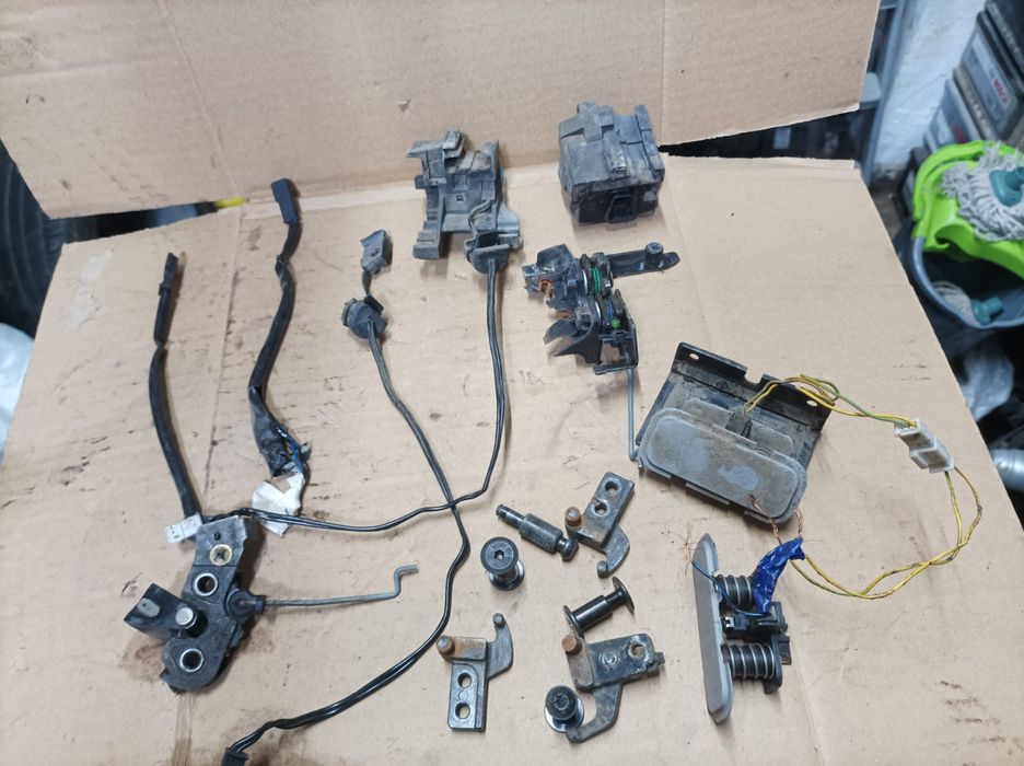 Dezmembrez C3 Pluriel... Airsoft escalada