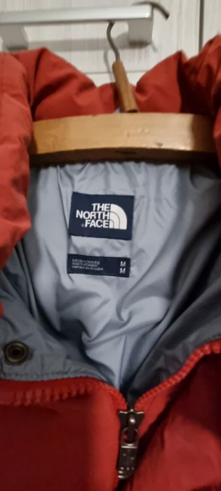Новая фирменная куртка The North Face. Размер M.