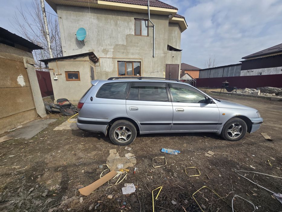 Тойота калдина 1996