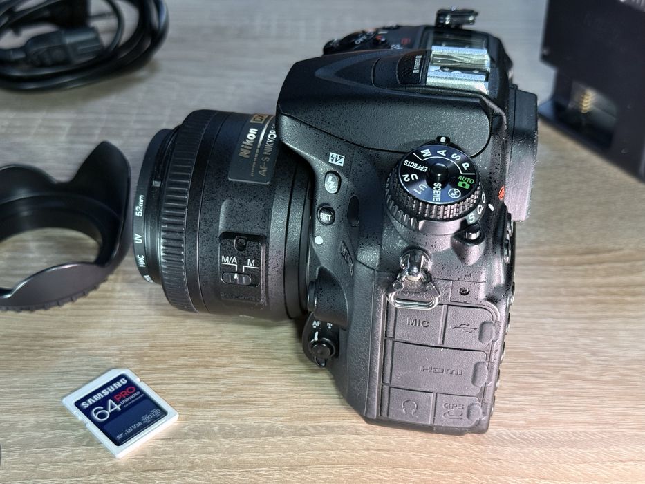 Nikon D7100 + Nikon AF-S DX Nikkor 35mm f/1.8G – комплект