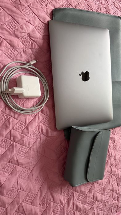 MacBook Air 13” M1 (2020)