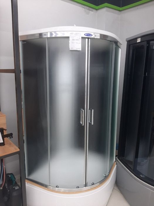 Dushovoy kabina xolati ideal yangi 6 oy qishda ishlatilgan