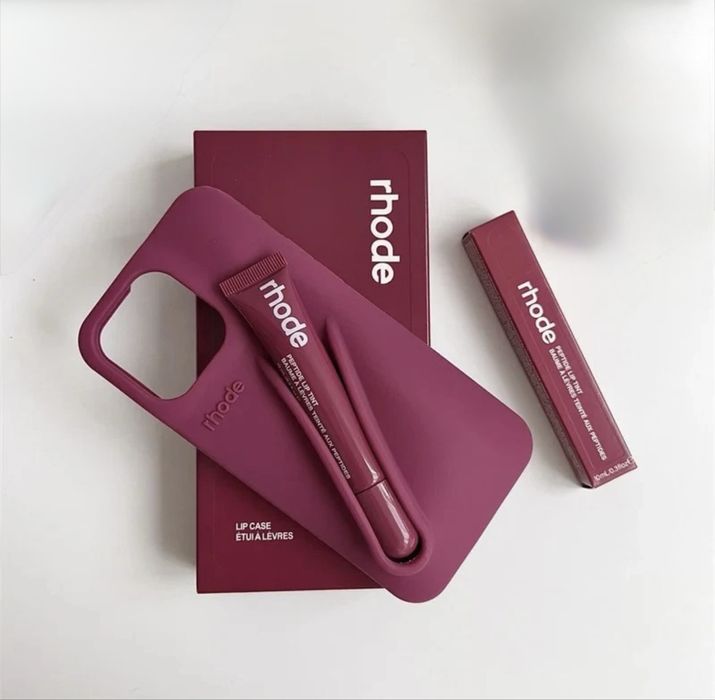 Rhode калъфи и Rhode гланцове Оригинални iPhone Case + Lip Tint Gloss