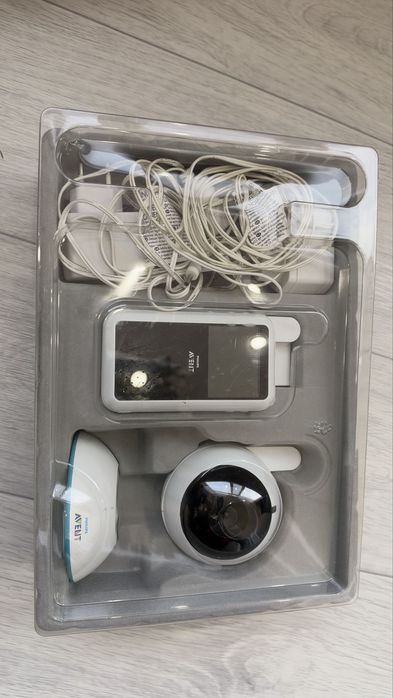Видеоняня Philips Avent SCD600