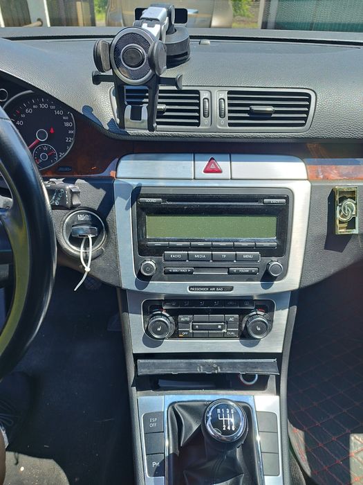 VOLKSWAGEN Passat 2011 — imagine 5