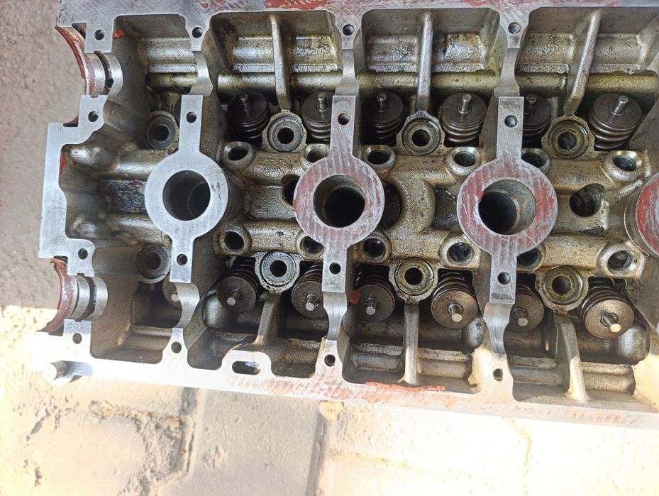 Лада Ларгус головка 16клапон