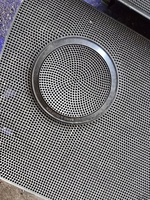 Boxe spate polita bang&olufsen a4