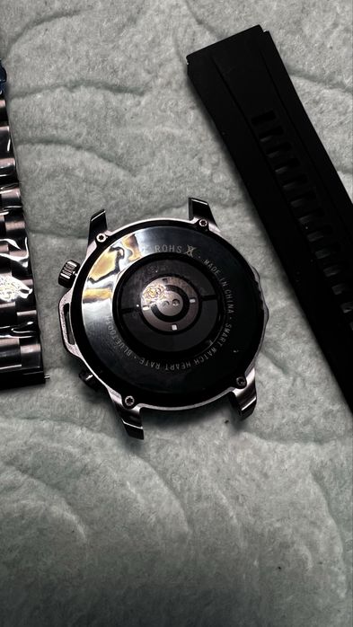 Смарт часовник метален с две каишки