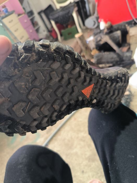 Papuci Nike originali de munte