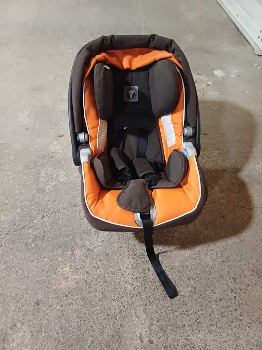 Бебешки кош за кола PegPerego