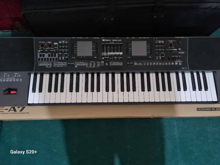 Roland ea7 sotiladi