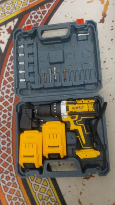 Шуруповерт  аккумуляторный