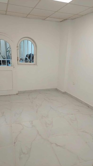 Магазин, под наем, Център