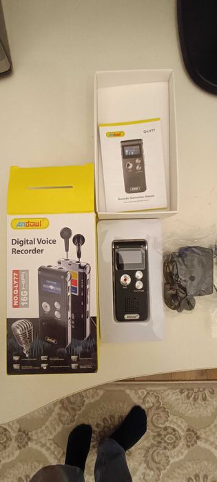 Reportofon QLY77 profesional, memorie 8GB cu functie MP3