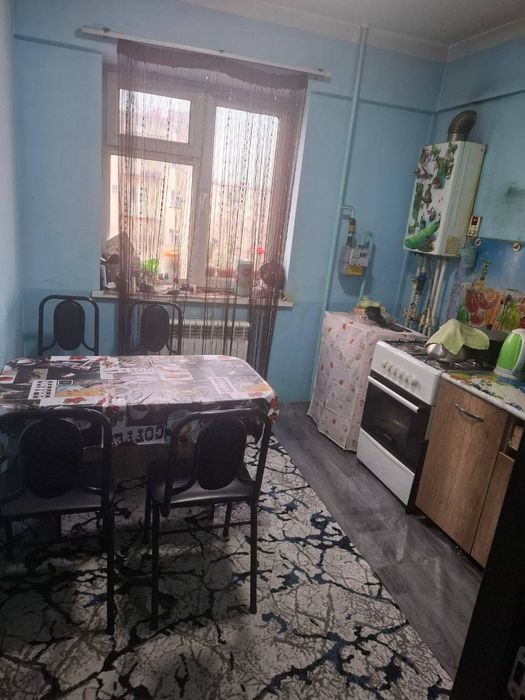 Qyliq massive 2 da 1 xonali uy oilaga