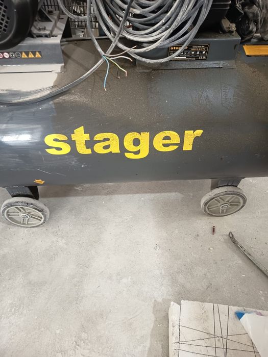 Compresor Stager HM-V-0.6/ 370 litri