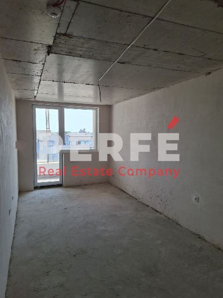 Продава се Двустаен апартамент в Бургас, Изгрев - 74 кв.м за 1717 €/кв.м - Снимка #1