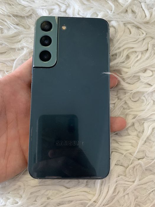 Samsung Galaxy S22 green 8/128gb