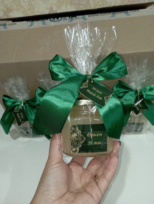 Бонбоньерки, тойбастар