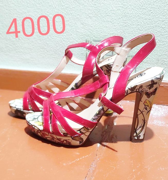 Продам туфли, босоножки